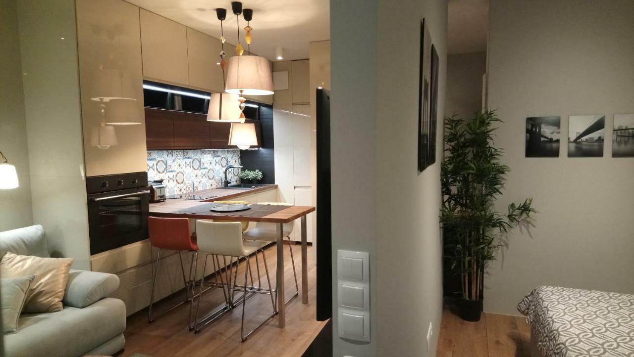 Siedmiogrodzka - Most Handy Location, Aircon & Garage Free Varsavia Esterno foto