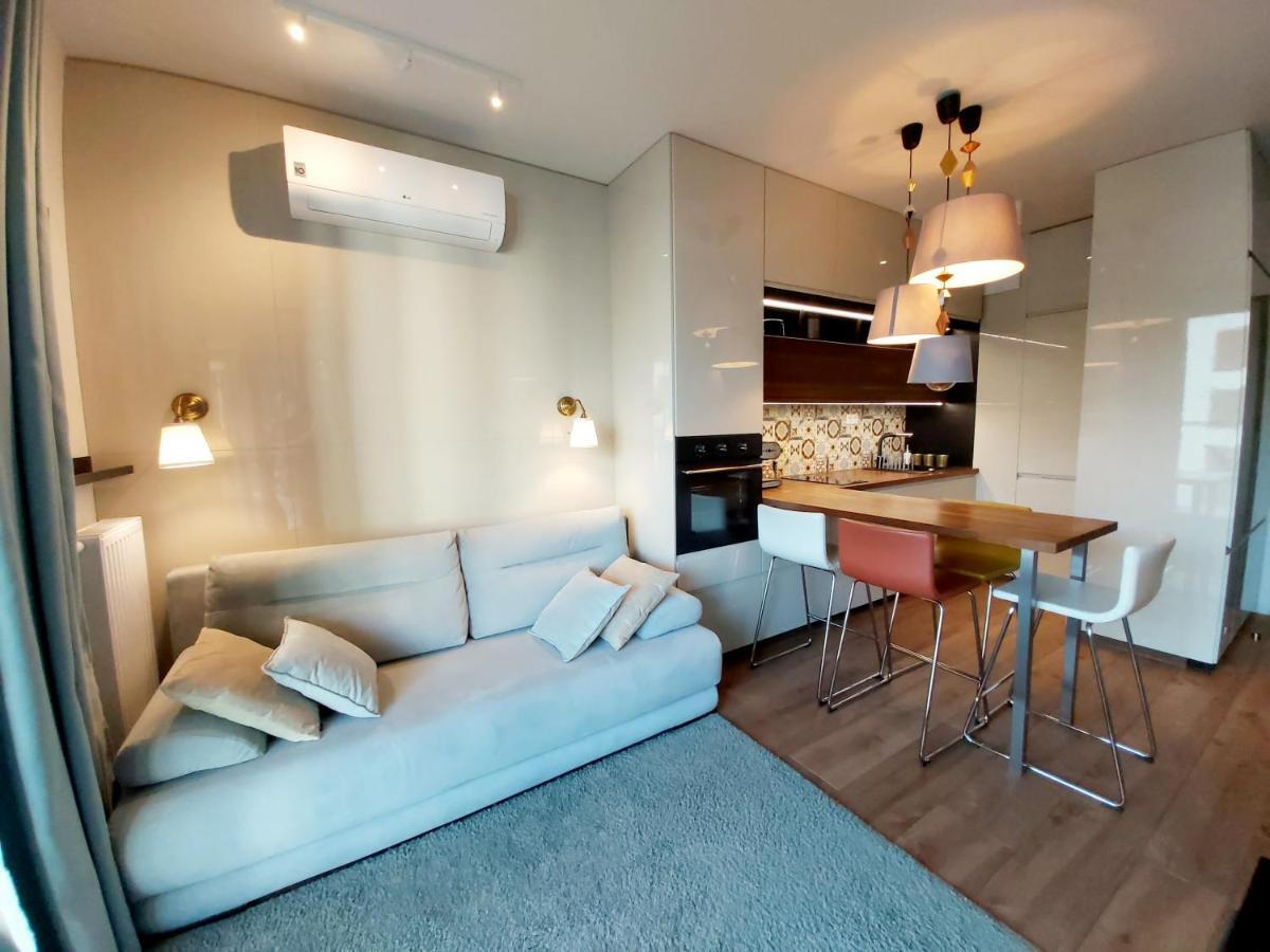 Siedmiogrodzka - Most Handy Location, Aircon & Garage Free Varsavia Esterno foto